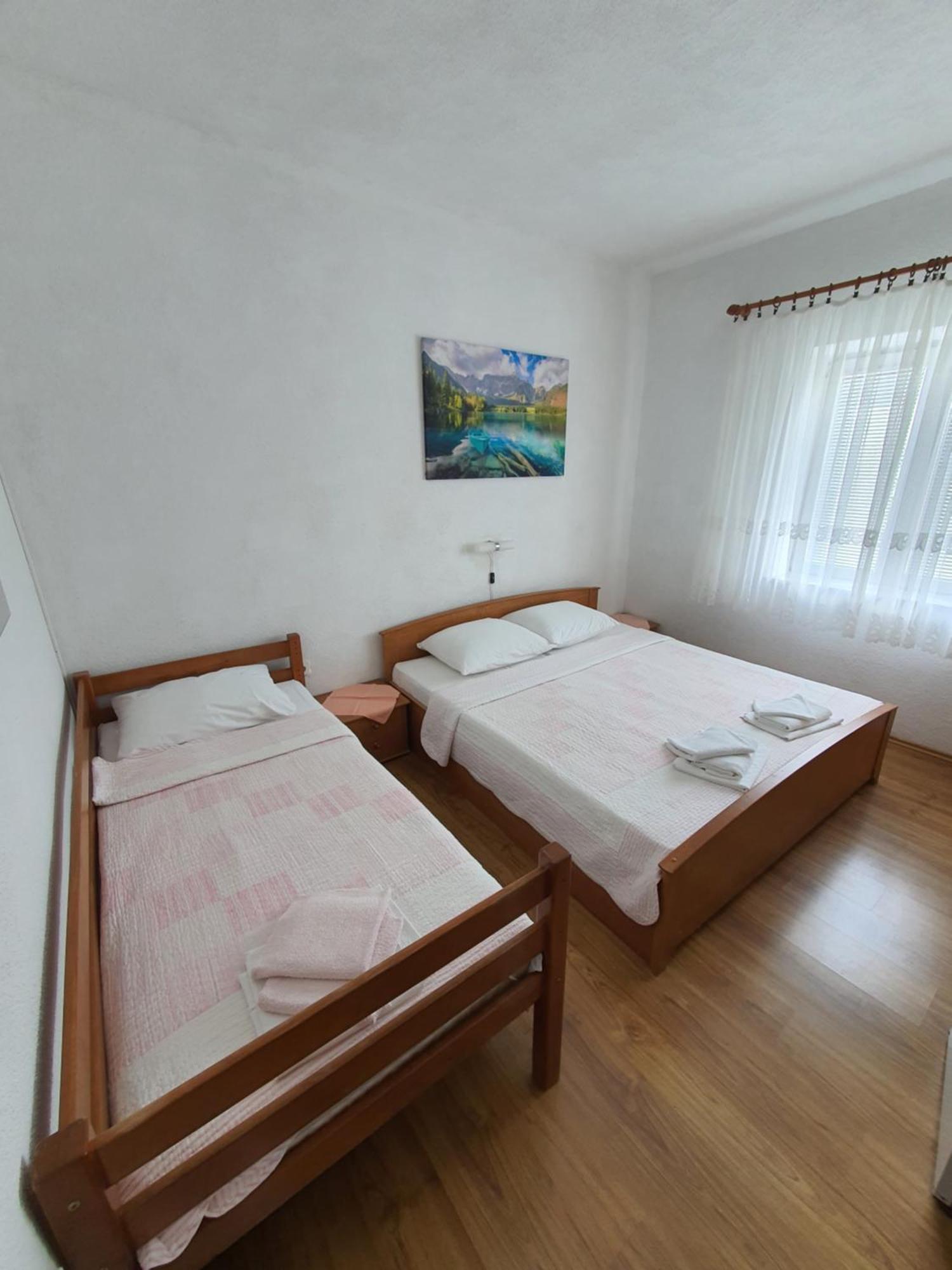 Apartments - Buffet 2B Светий Юрай Номер фото