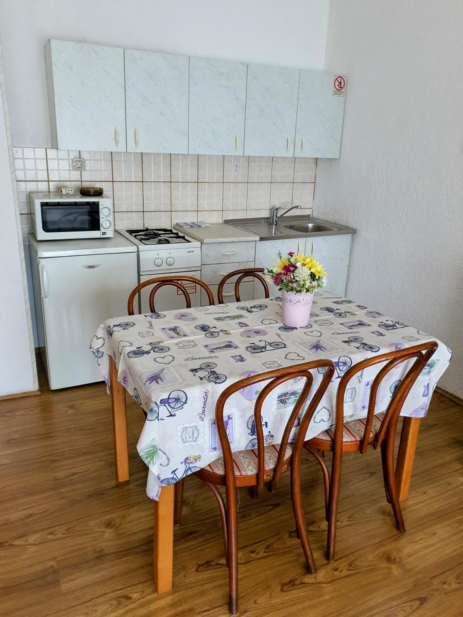 Apartments - Buffet 2B Светий Юрай Номер фото